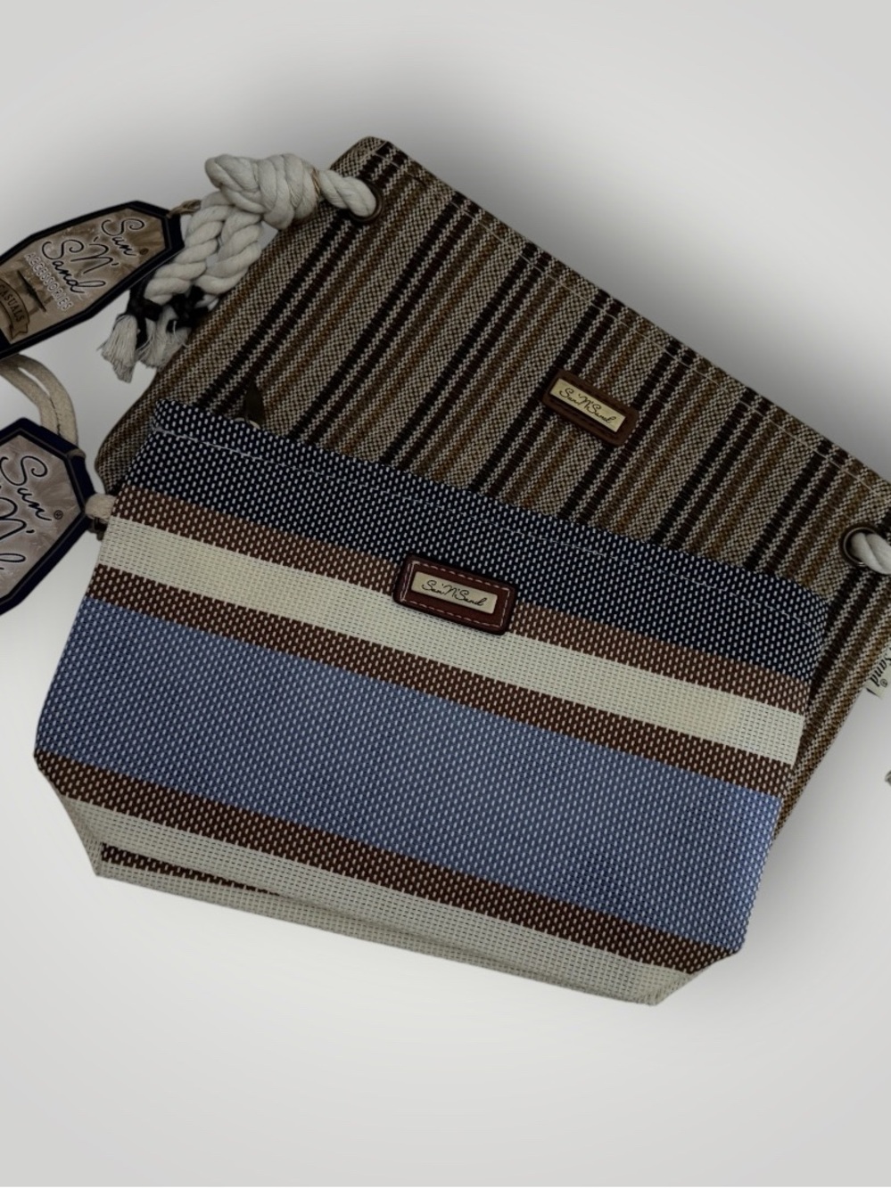 SET OF TRAVEL BAGS